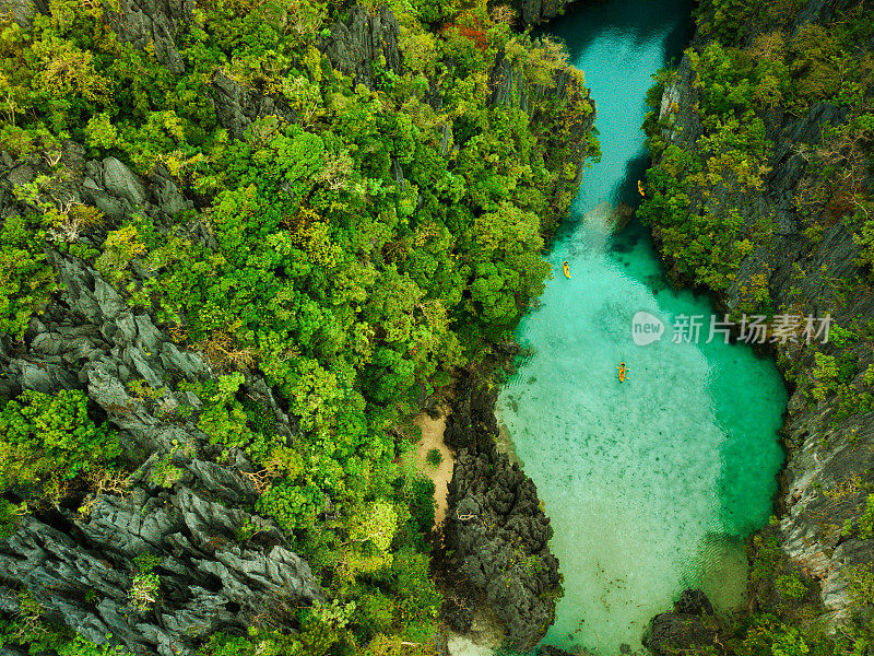 独木舟俯瞰泻湖，El Nido，巴拉望岛，菲律宾